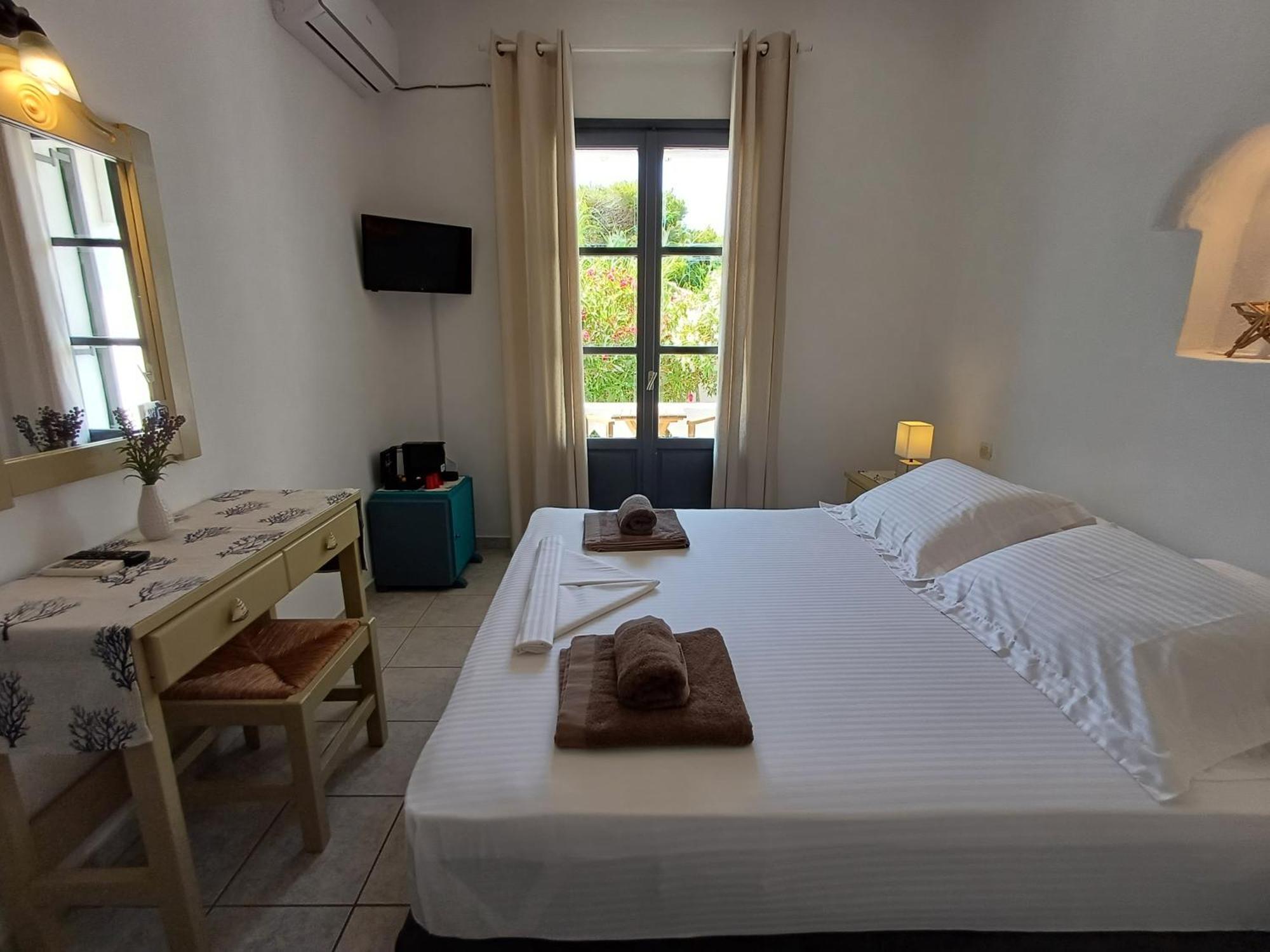 Villa Del Mar Antiparos Exterior photo